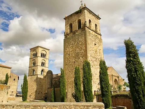 tour-a-pie-trujillo_tres-culturas_extremadura_buendia (1).jpg