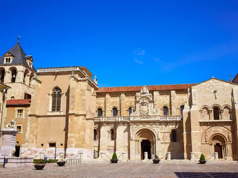 Iglesia de San Isidoro, León, España
