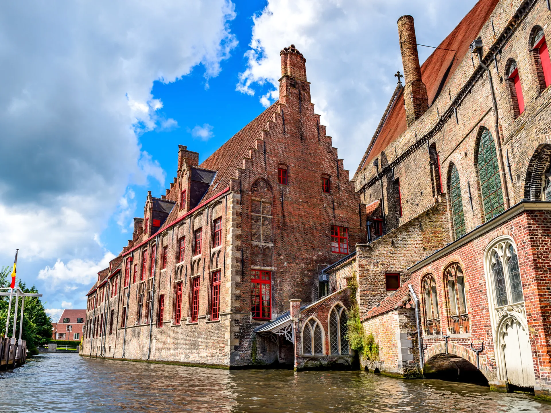 hospital-san-juan-brujas.jpg_1.jpg