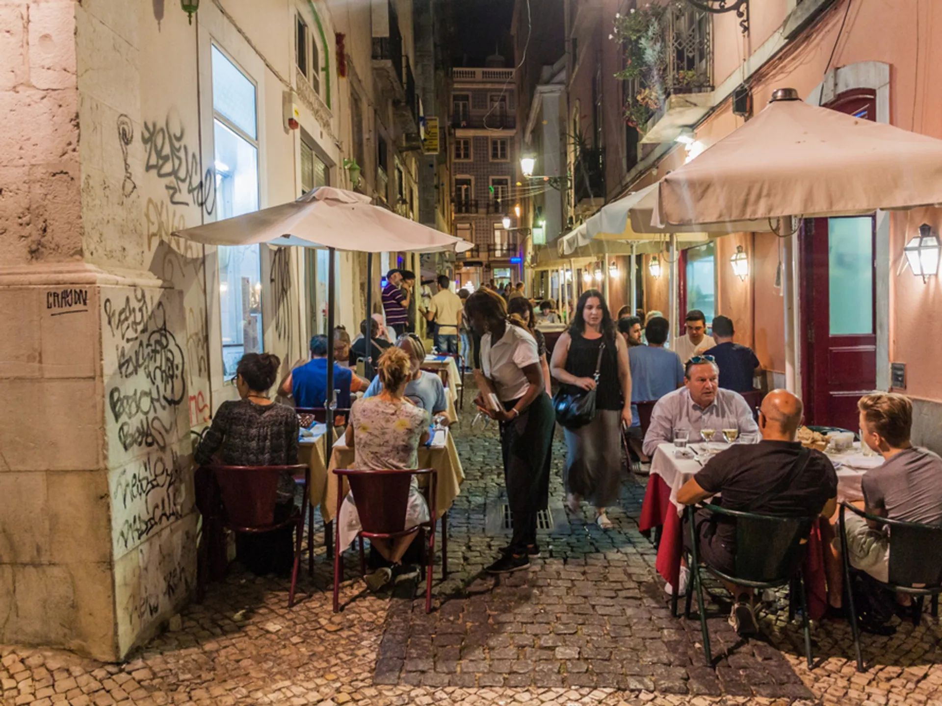 Barrio Alto de noche