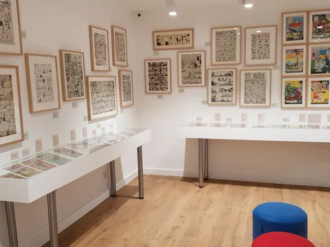 Sala de exposición de cómics en el Museu de Sant Cugat