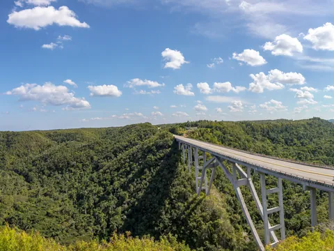 puente-bacunayagua.jpg