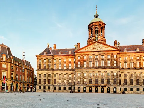 tour Pie Amsterdam visita guiada Palacio Real Holanda