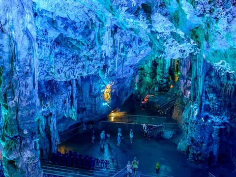 excursión Gibraltar Peñon desde Málaga Cueva San Miguel visita guiada Transporte Bus