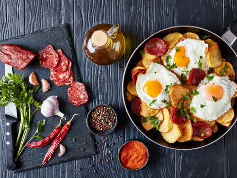Plato Alpujarreño - Comida típica de Granada - Qué comer en Granada - Comer en Granada - Guía de viaje Granada - Buendía Tours