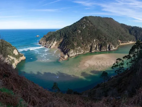 Mirador de Tina Menor, Cantabria, España