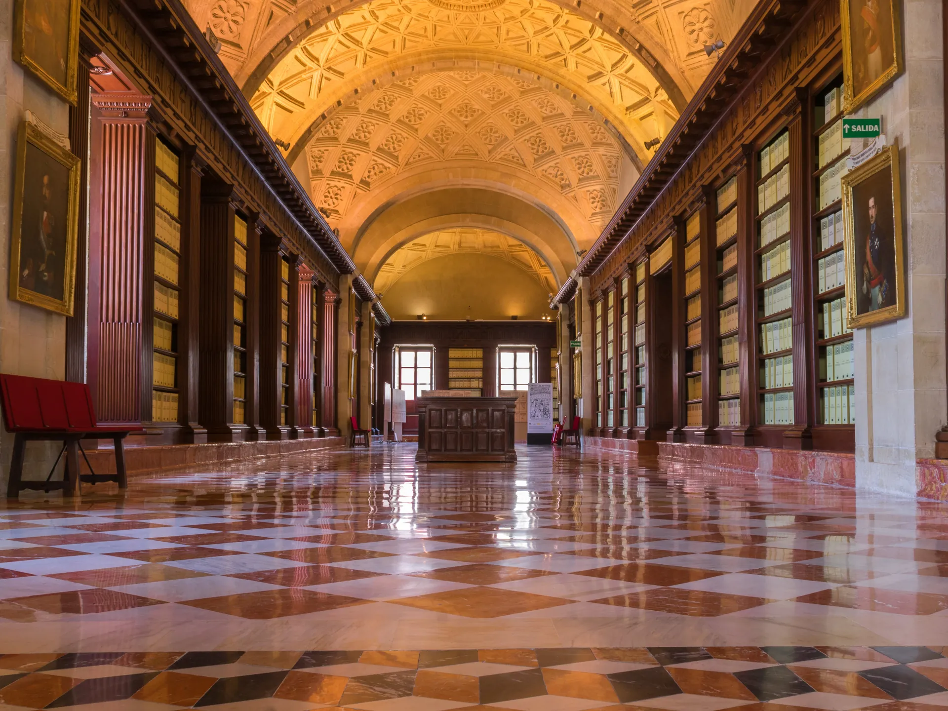 Pasillo en el Archivo de Indias de Sevilla