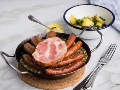 Kasseler-Kassler o filete de Sajonia-platos típicos Berlín-Guía de viajes Berlín