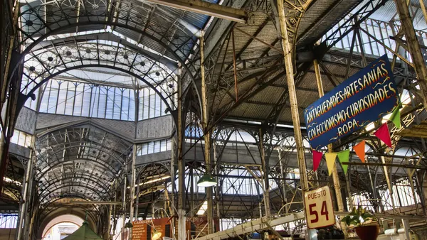 mercado-san-telmo-tour-a-pie_0.jpg