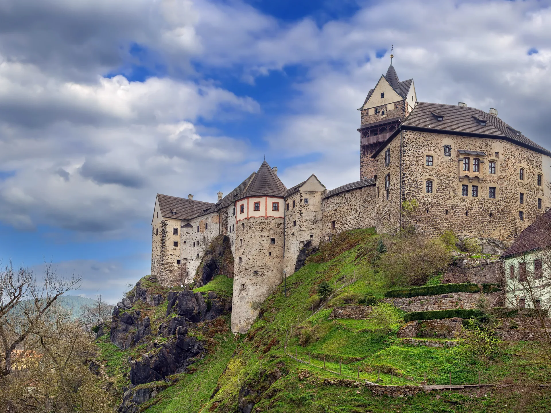 vista castillo de loket