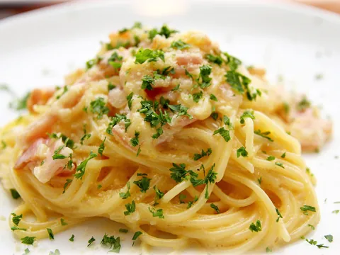 Spaghetti carbonara Buendía tours
