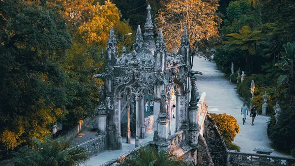 Fonte da Abundãncia en la Quinta da Regaleira, Sintra, Portugal