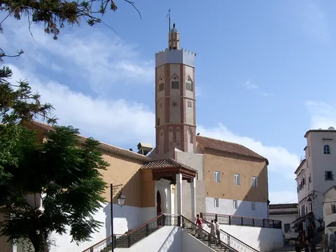 excursion-chefchaouen-desde-tanger_mezquita_en español_marruecos_buendia.jpg