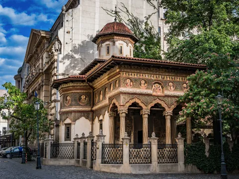 El edificio del monasterio de Stavropoleos es uno de los principales atractivos turísticos de la ciudad.