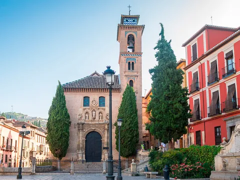 free tour Albaicin Sacromonte visita Casa Cueva Iglesi Santa Ana Granada