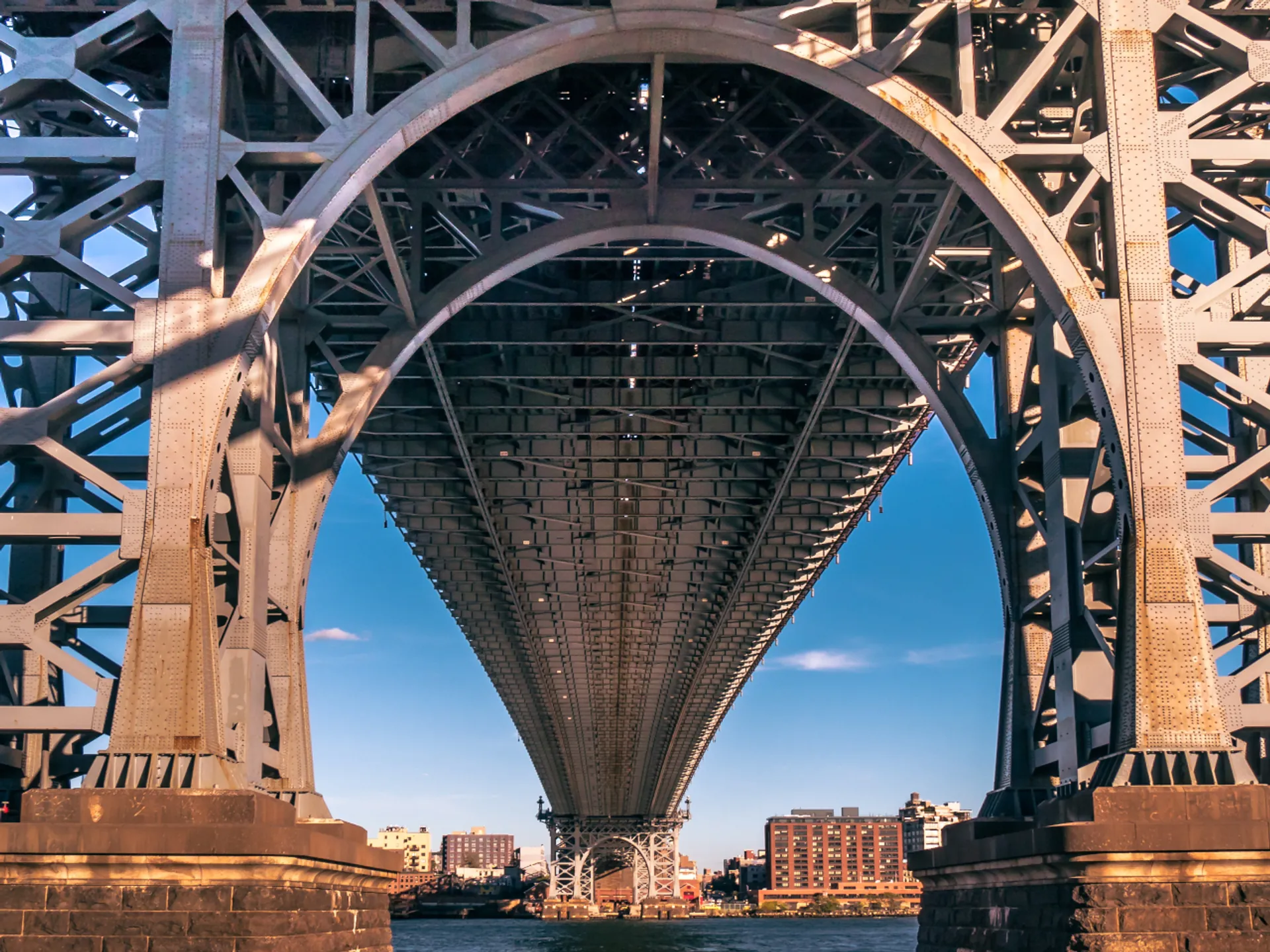 Detalle del Puente de Manhattan - Puente de Manhattan - Qué ver en Nueva York - Guía de Viajes Nueva York - Buendía Tours